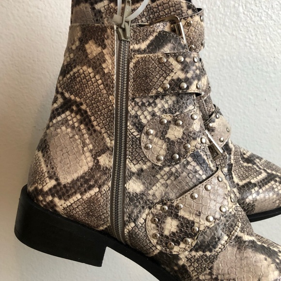 STEVEN BY STEVE MADDEN Harmon Leather Booties - Picture 12 of 16